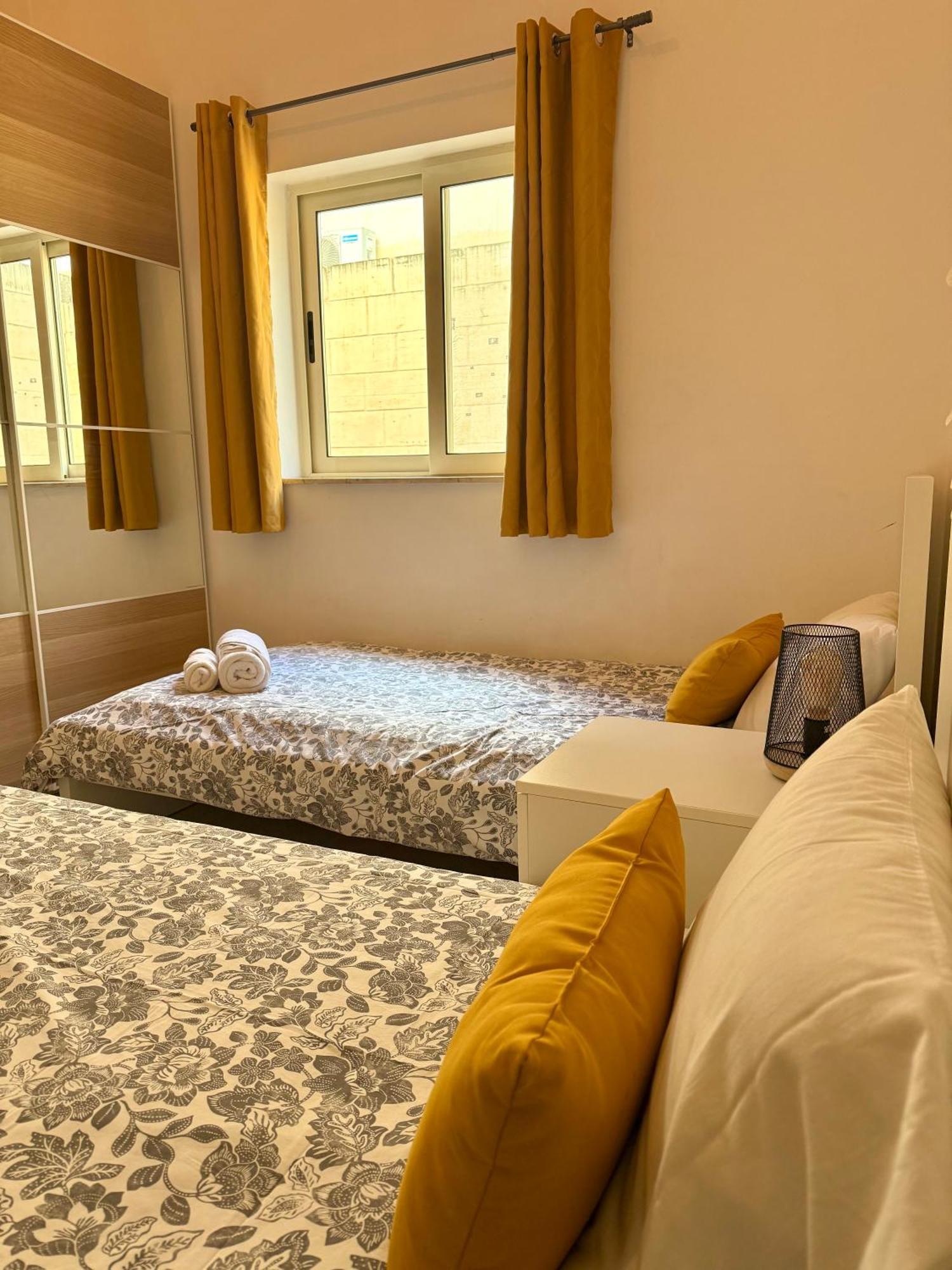 Pembroke Parkside Maisonette エクステリア 写真